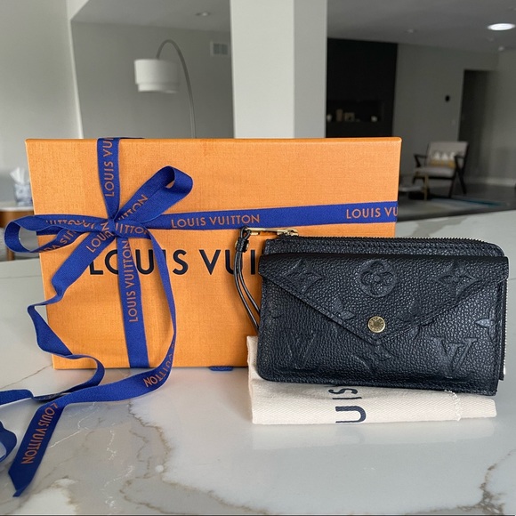 Louis Vuitton Handbags - ✨Louis Vuitton Recto Verso in Empriente Leather✨ (Like New)